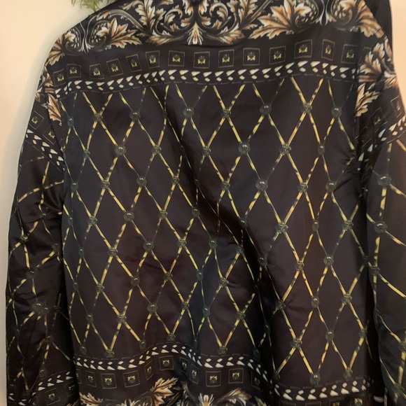 Men’s Versace zip up coat 😍😍😍😍 - Picture 2 of 2